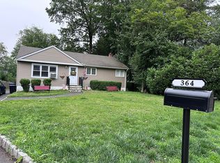 364 Livingston St, Norwood, NJ 07648