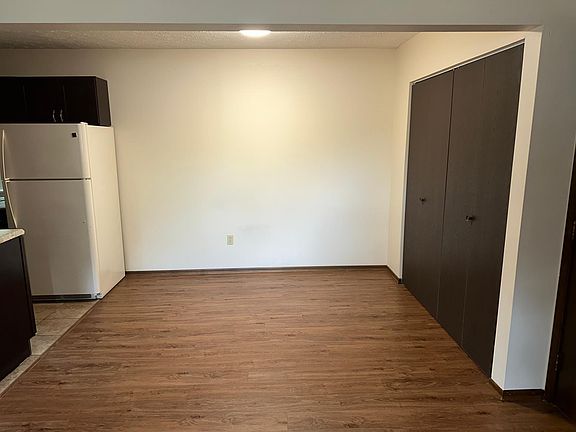 5th image of 10400 South St #101