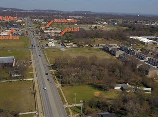 5461 Elm Springs Rd, Springdale, AR 72762