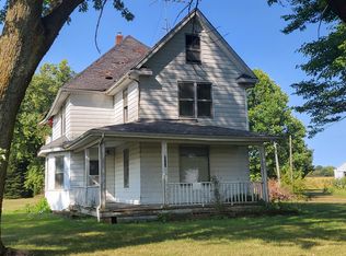 1751 E Division Rd, La Porte, IN 46350