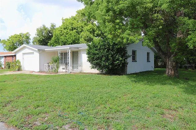 3 bed, 1224 sqft, $1,700 — Photo 2