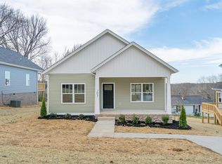 205 Walnut St, Springfield, TN 37172