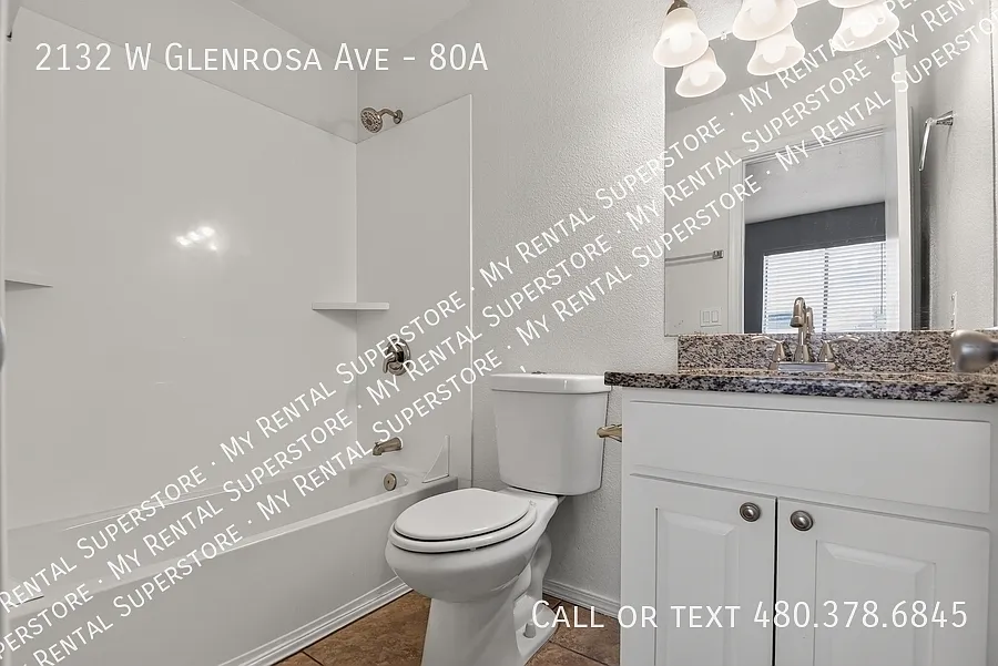 2132 W Glenrosa Ave — Photo 4
