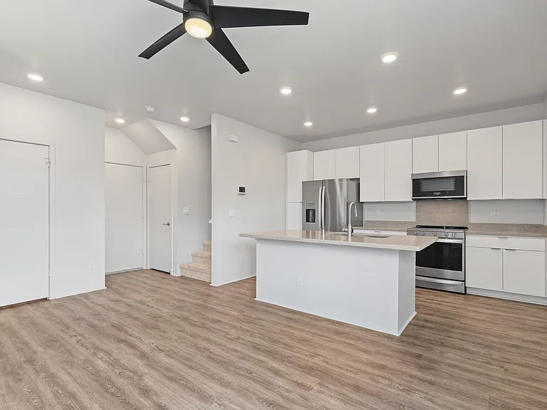 91-1641 Honouliuli St #4 — Photo 5
