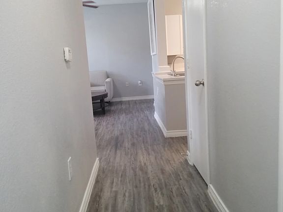 4th image of 927 Vfw Blvd APT 3306