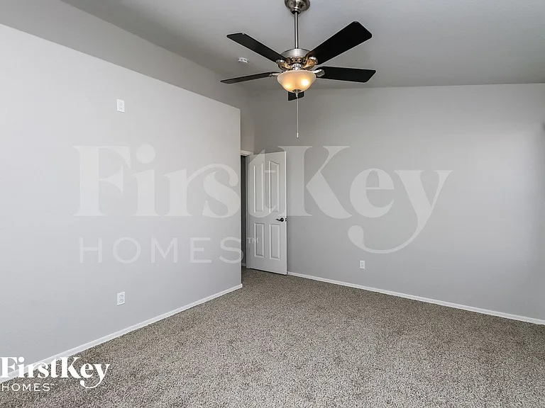 2290 E Nunneley Ct — Photo 9