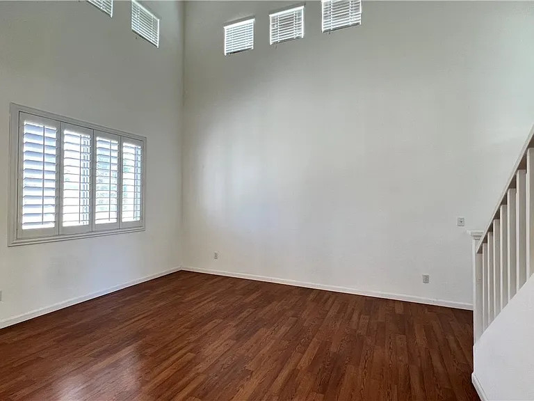 10645 Brianhurst Ave — Photo 6