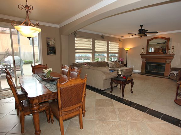 5th image of 1689 Baroness Way
