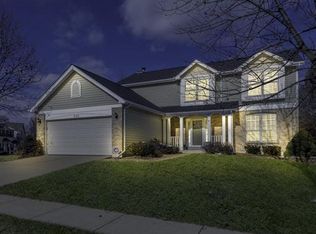 500 Rosewell Ct, Ballwin, MO 63021