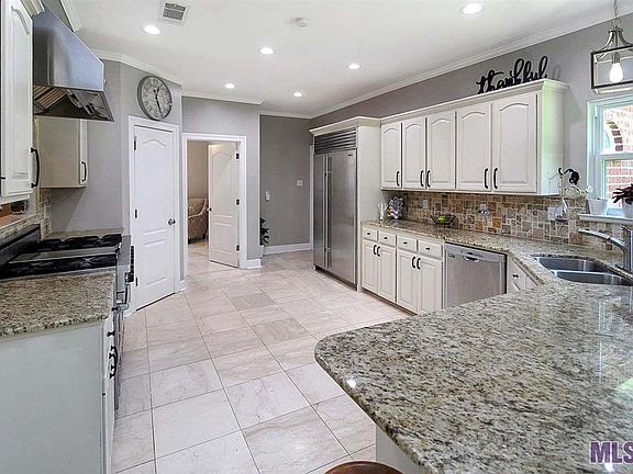 2nd image of 18286 Magnolia Oaks Dr