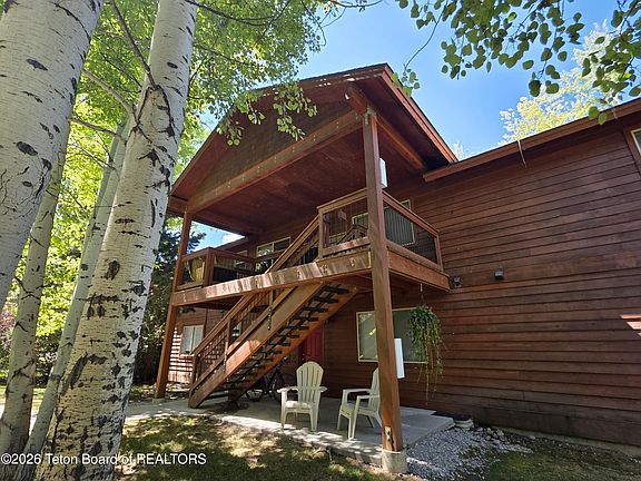 3rd image of 220 Homestead Rd #210