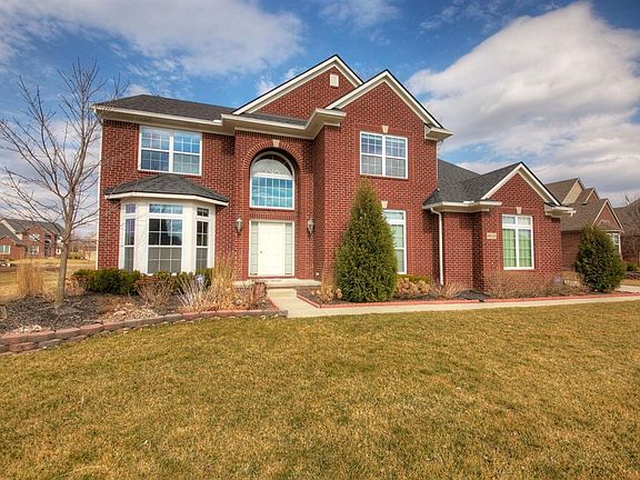 2nd image of 49126 Castleford Dr