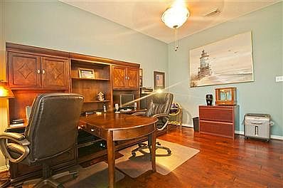 5th image of 18726 Summercliff Ln