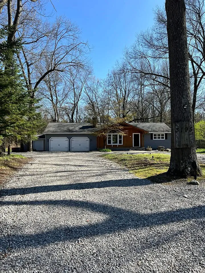 2 bed, 1.5 bath, 1113 sqft, $2,500 — Photo 4
