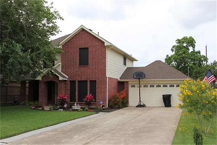 1st image of 8303 Catalina Ln