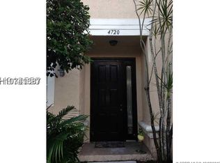 4720 NW 57th Pl, Pompano Beach, FL 33073