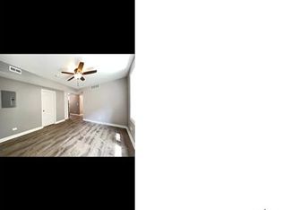 5607 S Throop St #2, Chicago, IL 60636
