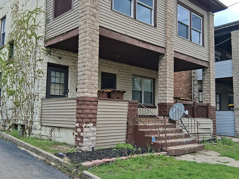 319 N Longwood St #1 — Photo 1
