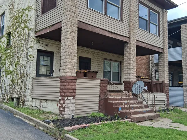 319 N Longwood St #1, Rockford, IL 61107