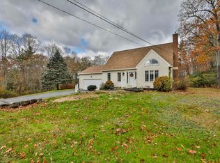 36 Berkeley Pl, Milford, NH 03055