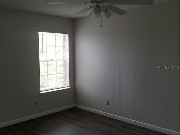 5th image of 4225 Thornbriar Ln APT 309
