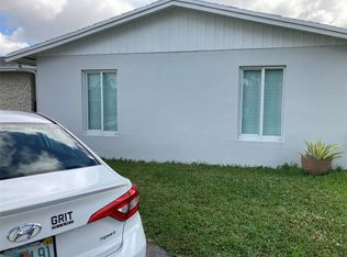 1405 SW 102nd Pl #1, Miami, FL 33174