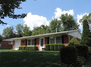 1475 Raymont Dr, Dayton, OH 45429