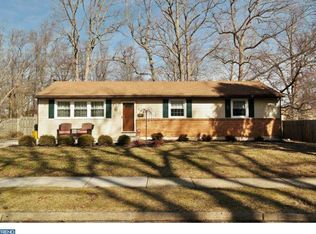 218 Shady Ln, Turnersville, NJ 08012