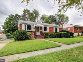 4804 Red Fox Rd, Rockville, MD 20852