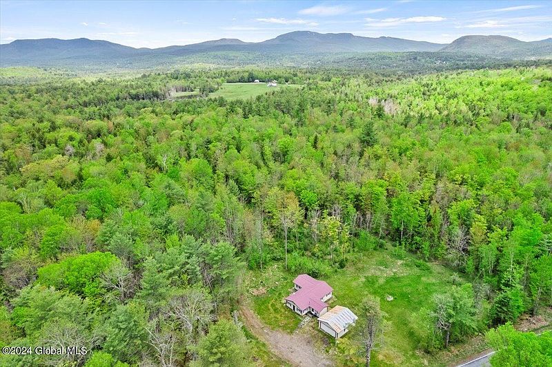 3rd image of 1401 S Johnsburg Road