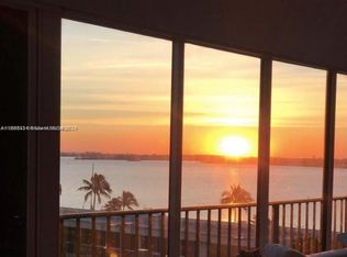 1915 Brickell Ave APT C706, Miami, FL 33129