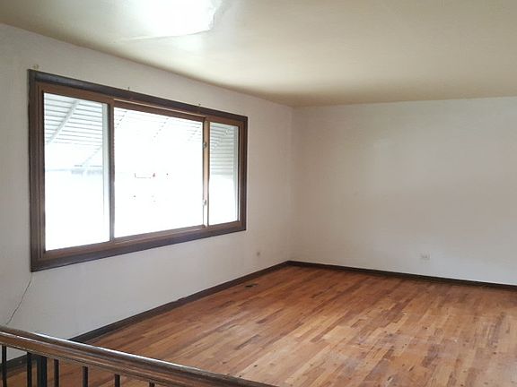 2nd image of 21916 Olivia Ave