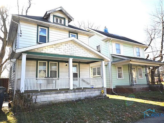 2nd image of 2057 Berkshire Pl