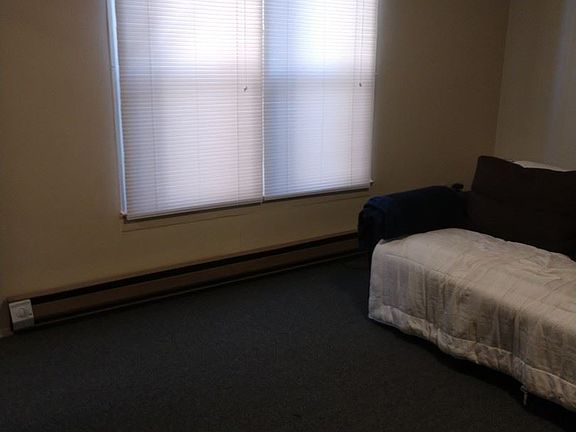 4th image of 2924 Nassau St APT 2