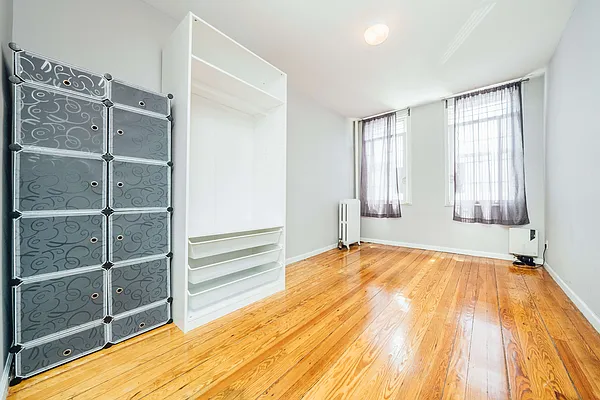 Rented by Nooklyn NYC LLC | media 10