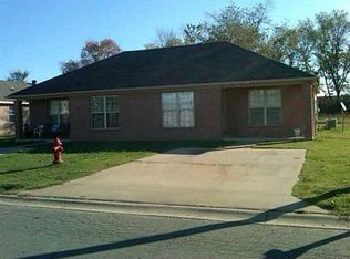 300 S Ash St, Conway, AR 72034