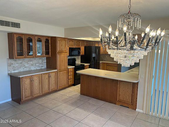 5th image of 18030 N 134TH Avenue