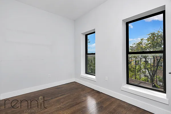 Rented by Rennit Inc. | media 4