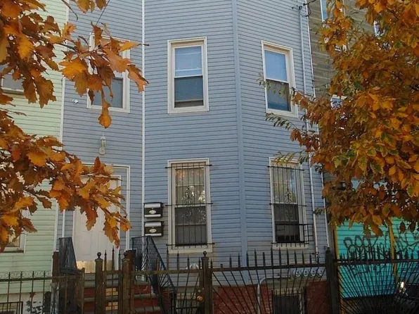 900 Belmont Ave #1, Brooklyn, NY 11208