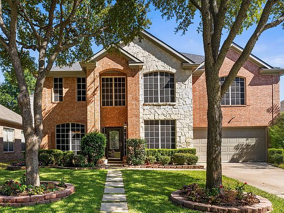 2nd image of 7121 Raintree Way