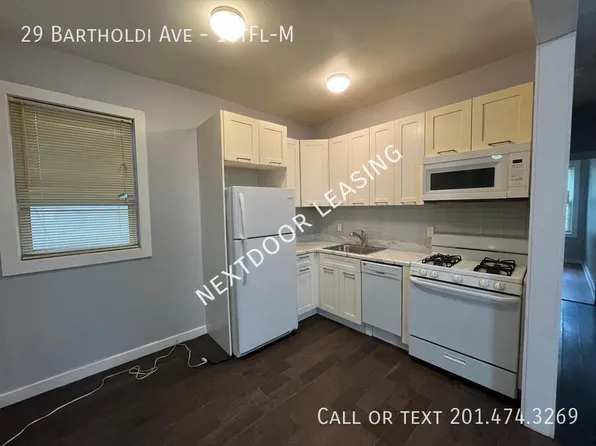 29 Bartholdi Ave, Jersey City, NJ