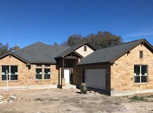 108 Travis Trl, Burnet, TX 78611