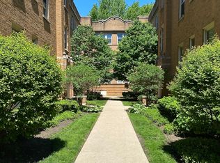 815 Seward St #1N, Evanston, IL 60202