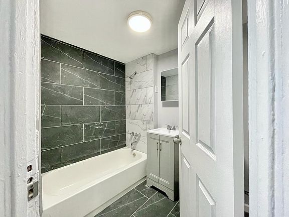 3rd image of 95 Parker St #9A