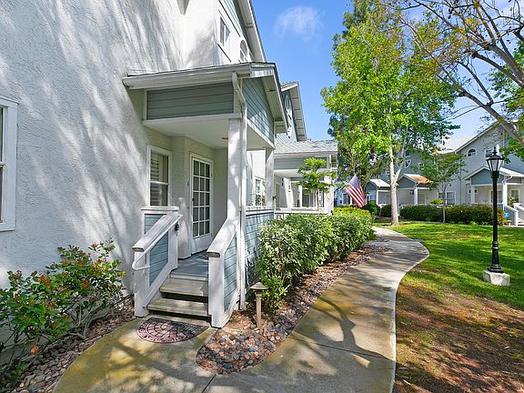 4th image of 9910 Scripps Vista Way Unit 6