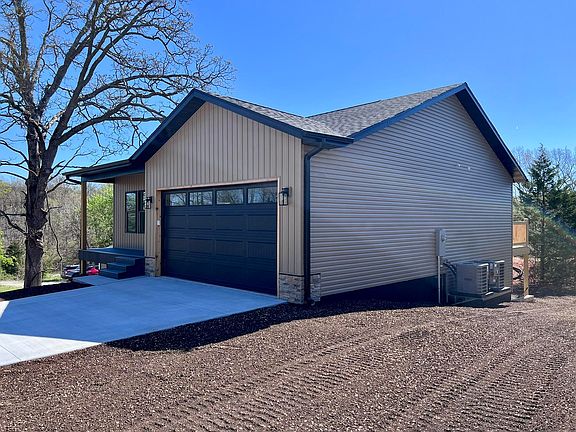 3rd image of 96 Rainbow Hill Lane