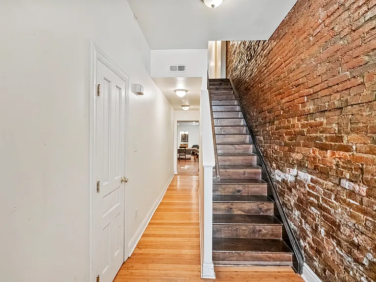 2128 E Carson St #B — Photo 8