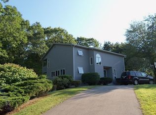 10 Littlebrook Rd, Westerly, RI 02891