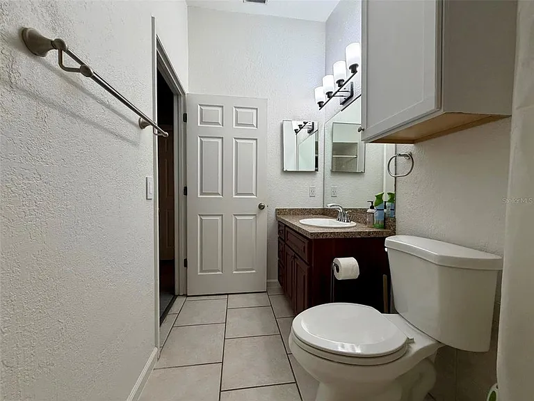 7242 Ashmore Dr — Photo 10