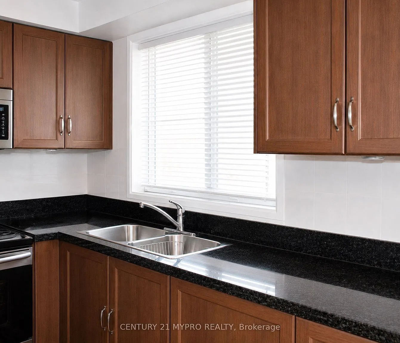 3 bed, $3,150 — Photo 2